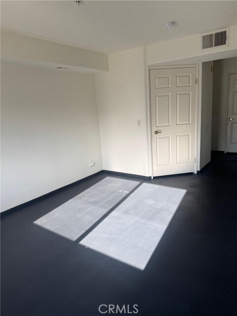 Foto del edificio - 15455 Sherman Way