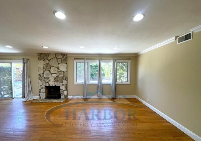 Building Photo - 3401 W 229th Pl