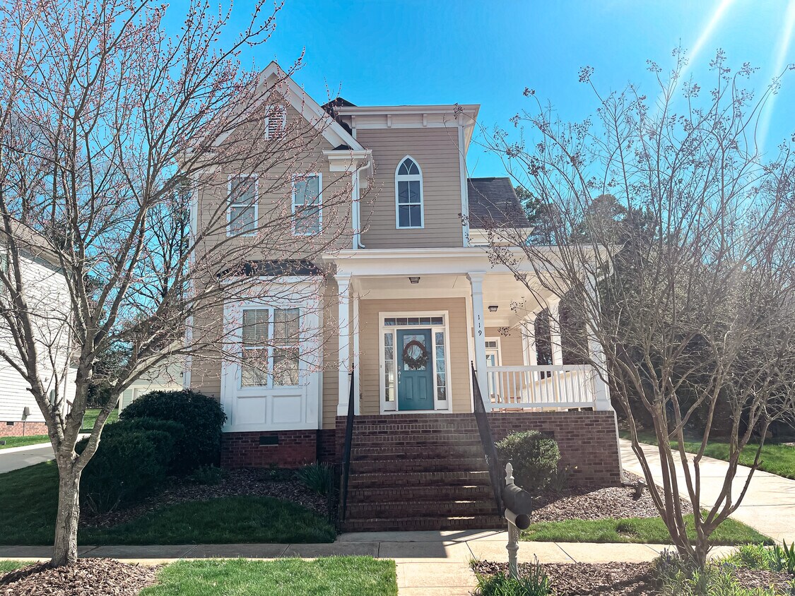 119 W Morehouse Ave, Mooresville, NC 28117 House Rental in