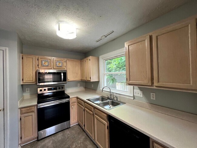 Foto del edificio - 1759 Potomac ~ Autumn Chase Stonebridge