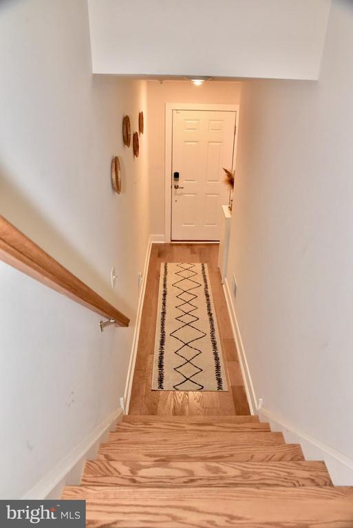 Foto del edificio - 214 Red Leaf Ln