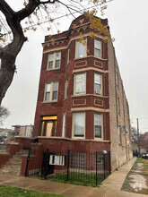 Building Photo - 1443 S Drake Ave