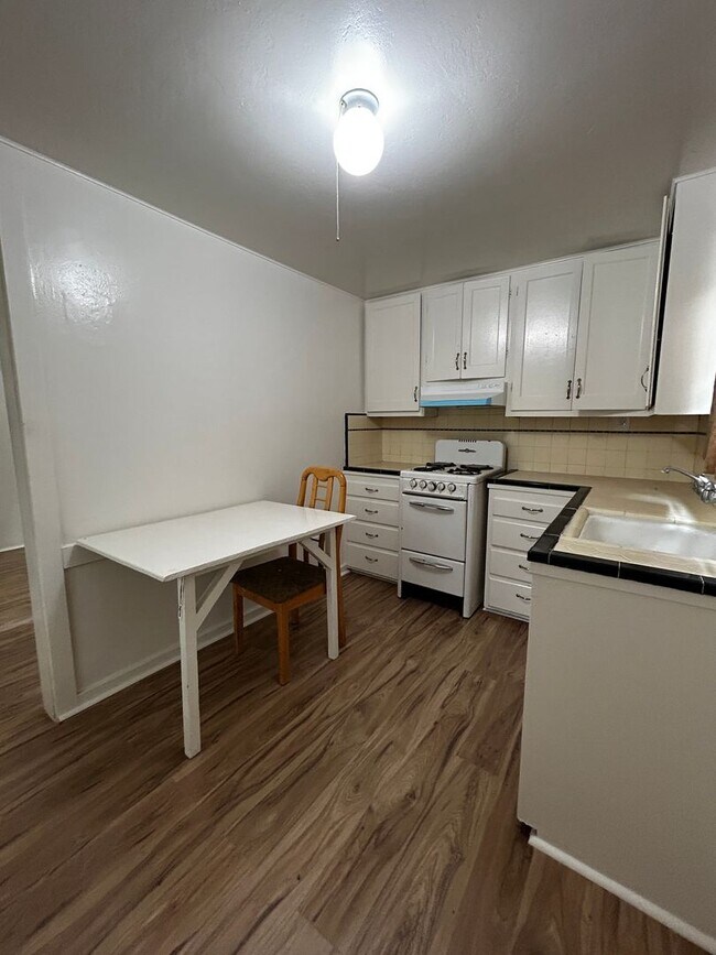 Foto del edificio - mp2726FifthSt