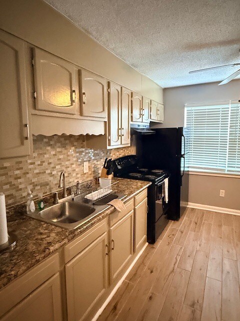 Foto del edificio - 924 Reverend Abraham Woods Jr Boulevard