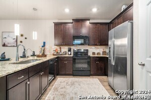 Foto del edificio - 100 Hunters Cp