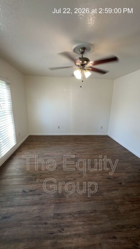 Foto del edificio - 1330 S Rossmoor St
