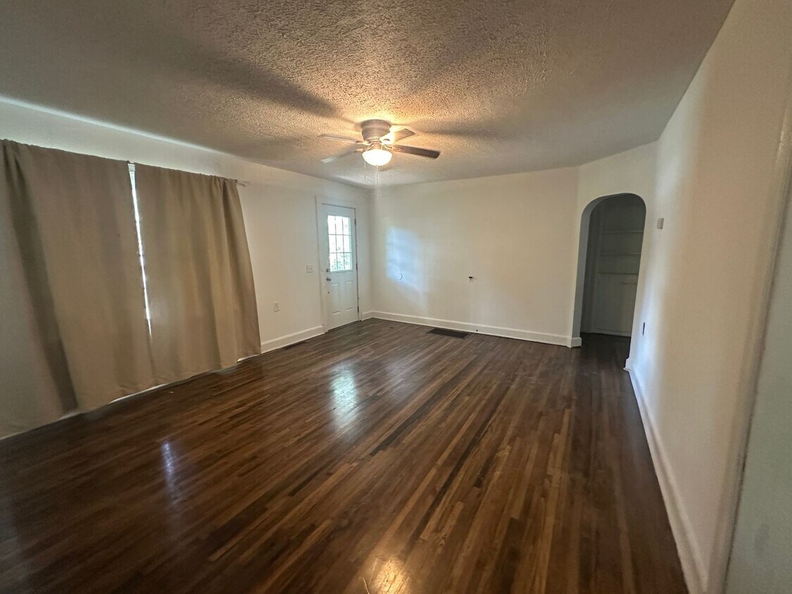 Foto del edificio - 2 bed 1 bath home in Marshfield