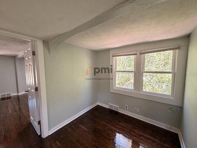 Foto del edificio - 422 Hoyt St