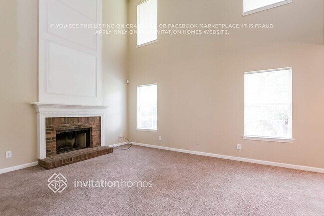 Building Photo - 210 Promenade Way SW