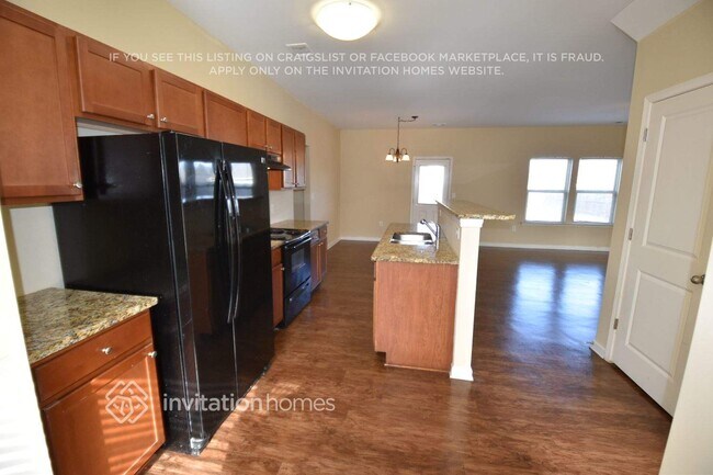 Building Photo - 166 Forrest Hills Dr