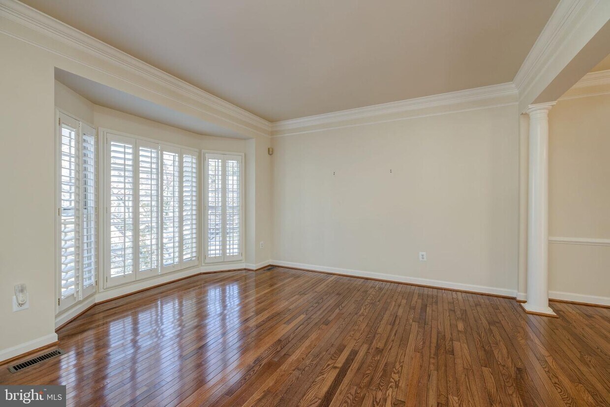 6235 Levi Ct, Springfield, VA 22150 Townhouse for Rent in Springfield