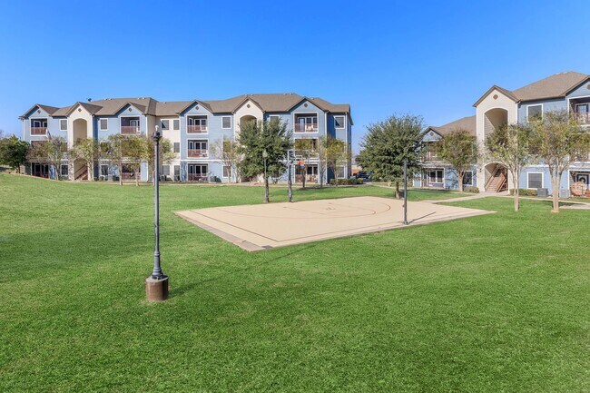 Cancha de deportes - Residence at Eagle Pass Apartments
