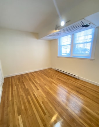 Building Photo - 115 Longwood Ave