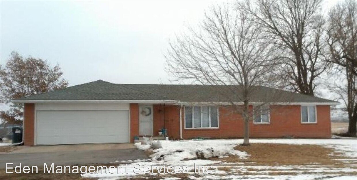 Primary Photo - 3 br, 2 bath House - 4700 S.CODDINGTON AVENUE