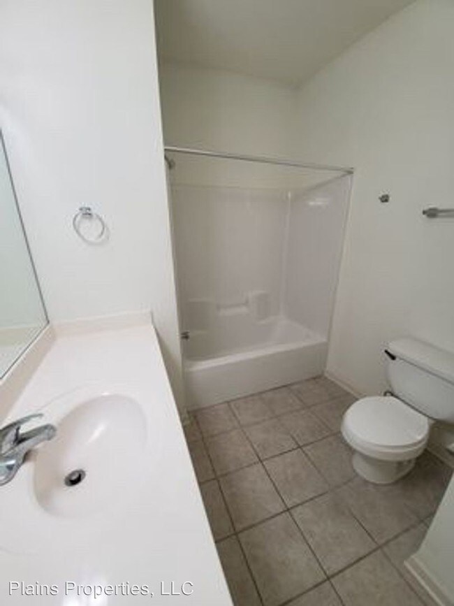 Building Photo - 1 br, 1 bath House - G-101 Mill Creek