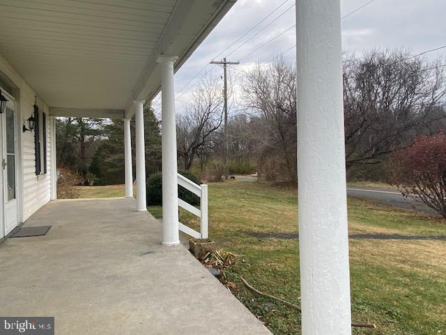 Building Photo - 1095 Senseny Rd