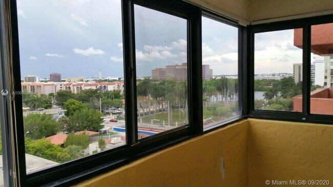 Foto del edificio - 5050 NW 7th St