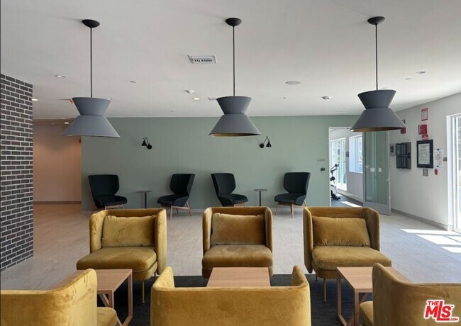 Foto del edificio - 2600 S Sepulveda Blvd