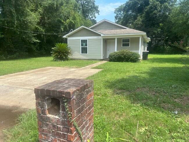 Foto del edificio - 3208 W Gadsden St