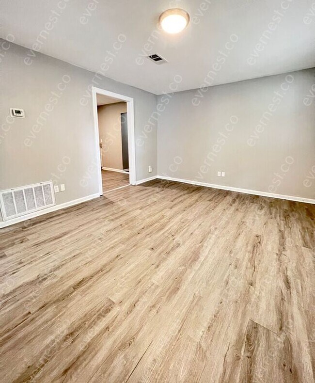 Foto del edificio - 3200 Potter St