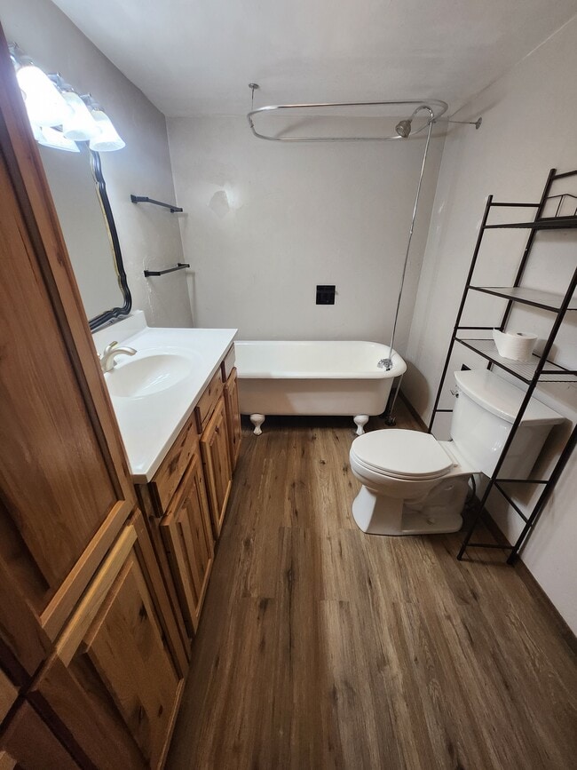 Bathroom downstairs - 736 5th St