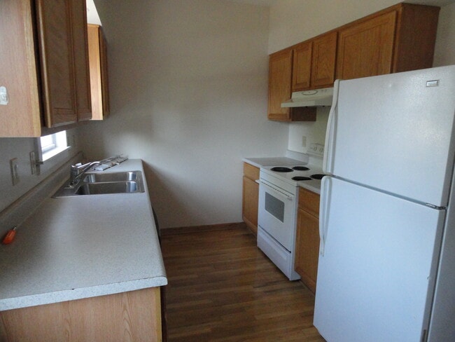 Building Photo - 57 E Patterson Ave