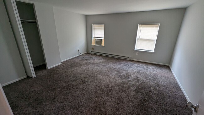 Foto del edificio - 617 W 6th St