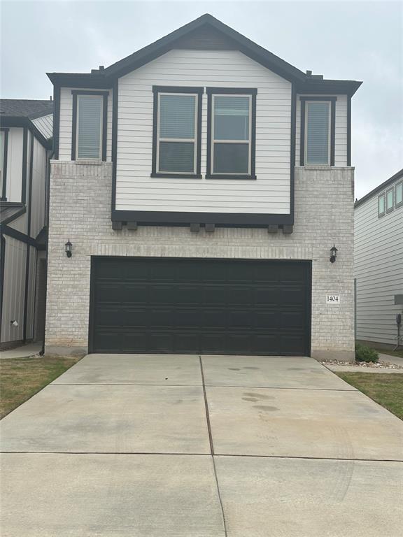 Building Photo - 2725 Woodall Dr