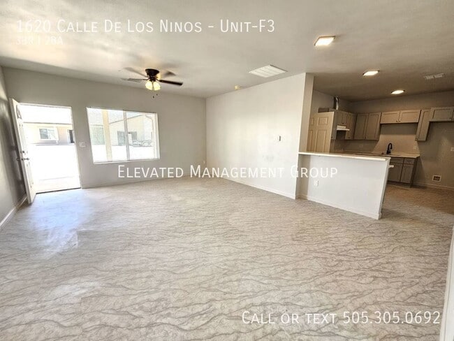 Building Photo - COMING SOON!! Huge 3 bedroom Units, Brand ...