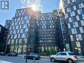 Building Photo - 30 Tretti Wy