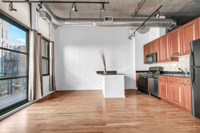 Foto del edificio - 900 N Kingsbury St