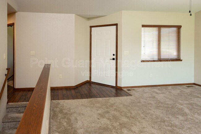 Building Photo - 810 Bristol Cir