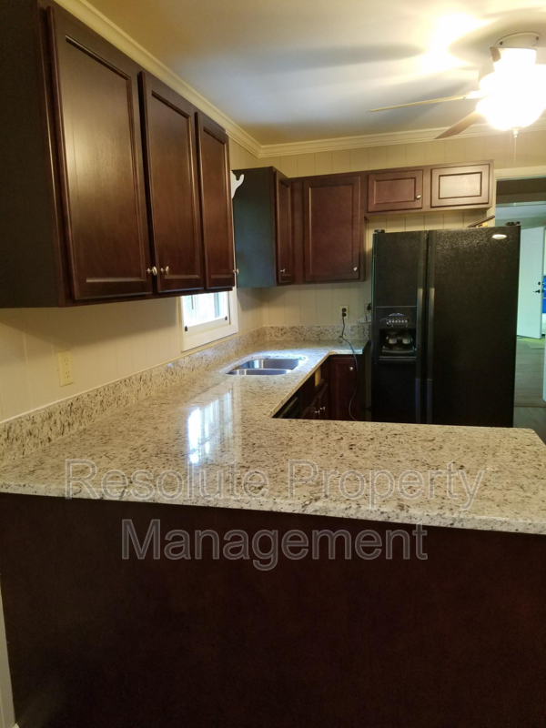 Building Photo - 6612 Pleasant Pines Dr