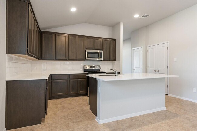 Building Photo - 4302 Lindberg Ln