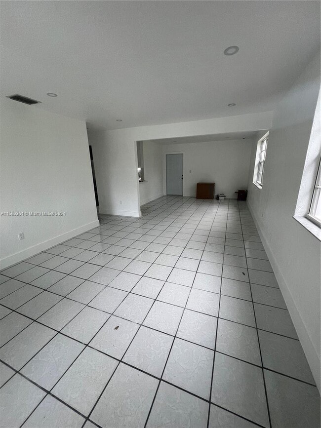 Building Photo - 3280 NW 213th Terrace