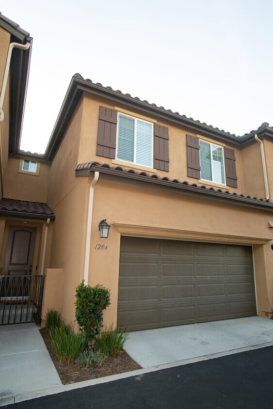 1204 Via Lucero, Oceanside, CA 92056 House for Rent in Oceanside, CA