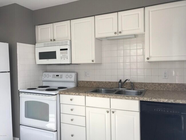 Building Photo - 253 Canaveral Beach Blvd