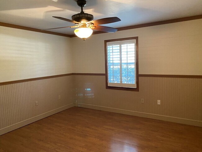 Building Photo - Four bedroom home with POOL!
