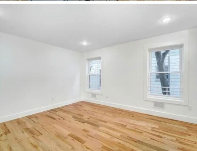 Foto del edificio - 89 N Munn Ave