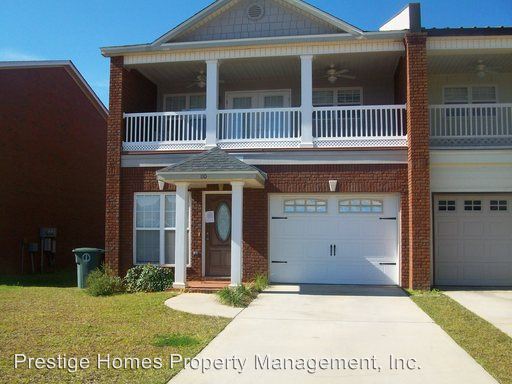Primary Photo - 110 Whitney Ave