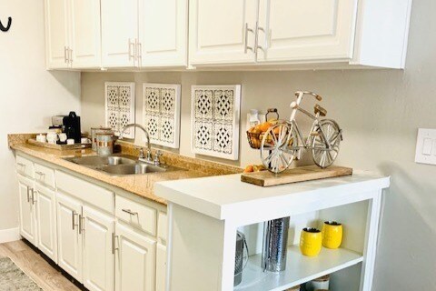 Mucho espacio en el mostrador - The Cove at West Covina