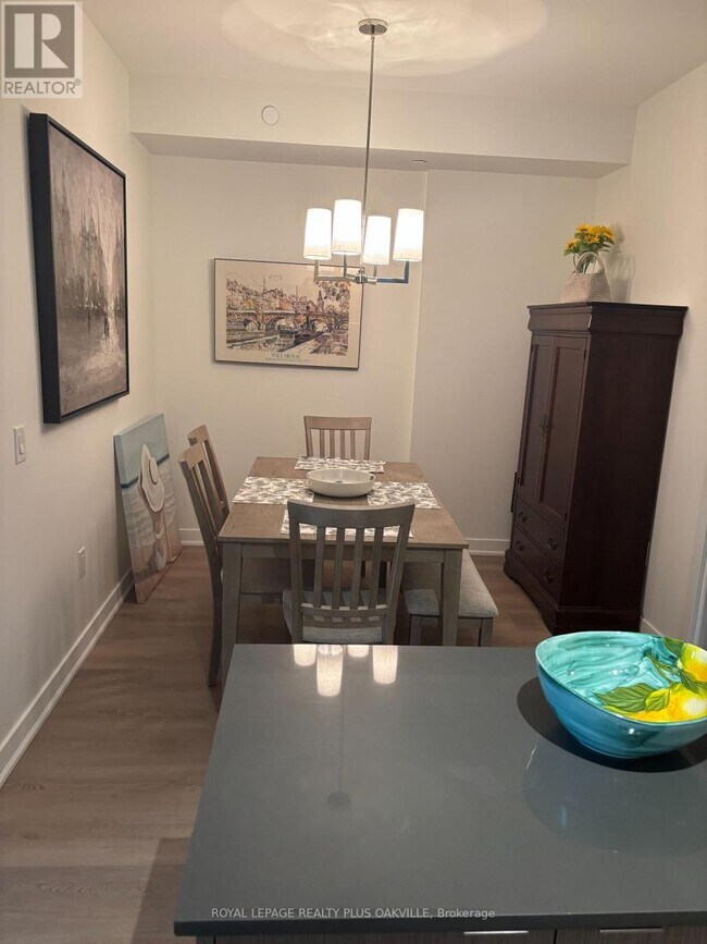 Photo du bâtiment - 133 Bronte Rd