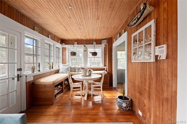 Foto del edificio - 696 Ocean Breeze Walk