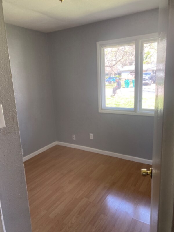 Foto principal - 13 Drexel Dr