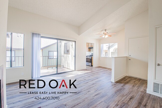 Foto del edificio - 2680 E Highland Ave