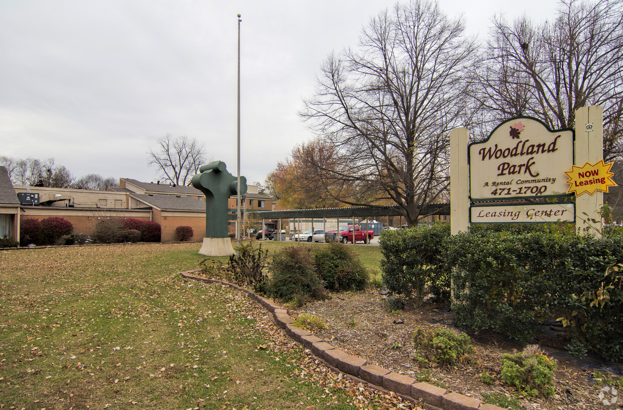 Primary Photo - Woodland Park Apartments