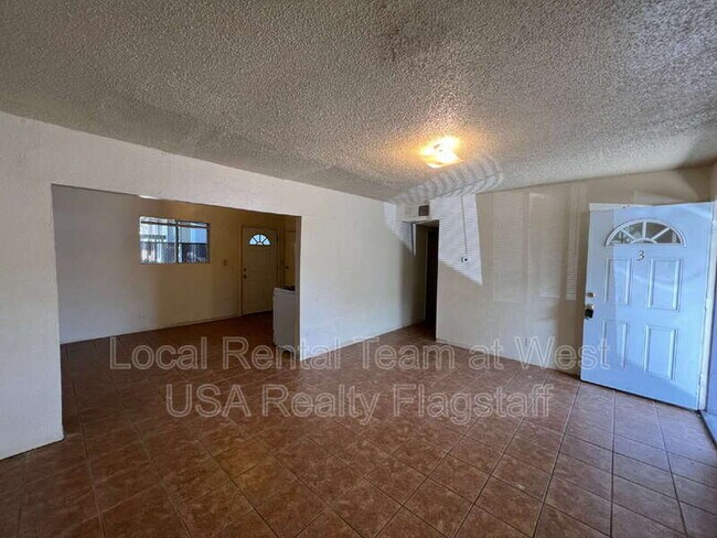 Foto del edificio - 117 E Ellery Ave
