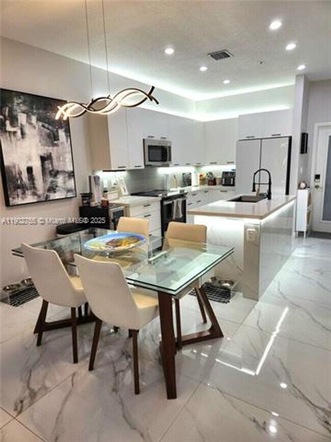 Foto del edificio - 8363 NW 41st St