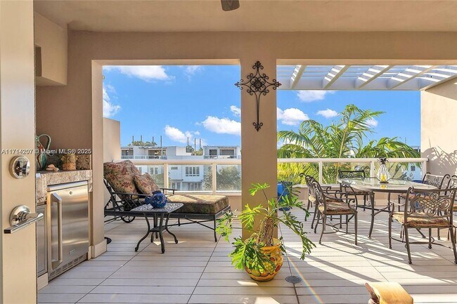 Foto del edificio - 6309 NW 104th Ct