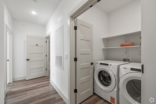 3BR, 2BA - 1,400SF - Laundry - Enclave Creedmoor